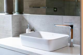 Villa Syrene - Pool and Spa Retreat - Rye - 8