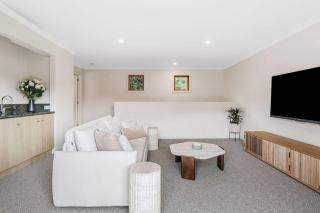 Villa Syrene - Pool and Spa Retreat - Rye - 4