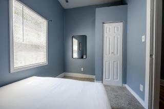 Affordable, Quaint Retreat! 5 Mins to Downtown - Indianápolis - 2