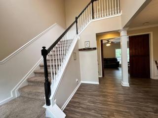 Grand Lux Getaway - Lexington - 7