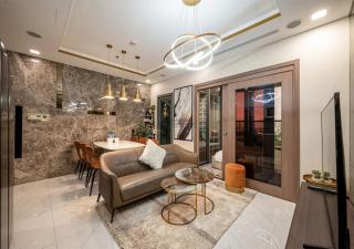 The landmark Luxury Vinhomes Apartments - The buildings nearby landmark 81 central - Ho Chi Minh - 1