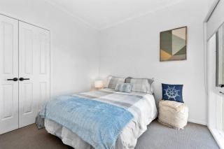 Fishermans Beach Escape - Mornington - 3