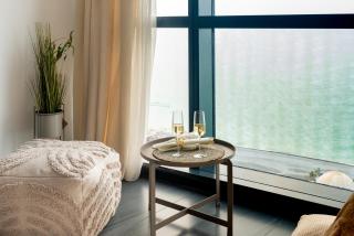 Sea Nirvana - Romantic Apartment with Sea View in Porta Batumi Tower - Batumi - 5