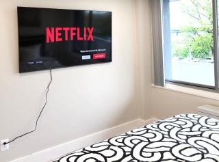 Cozy King Suite in the heart of Towson - Towson - 8