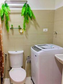 2 Condos, 5 Beds, 2 CR @ Shore2 MOA (3rd&5th Flrs) - Manila - 1