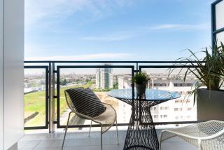 Apartment with Panoramic View of Milan and public free parking lot - Milan - 1
