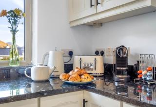 Teach Eile, Clifden - 3