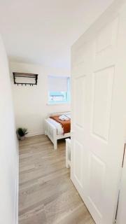 New fully furnished cosy home - Balderton - 6