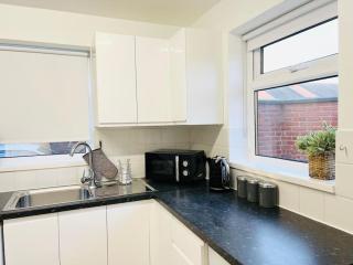 New fully furnished cosy home - Balderton - 4