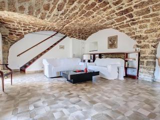 Authenticité, jardin, terrasse et vue - 5