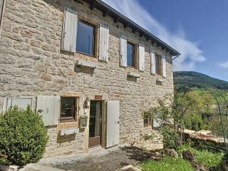 Authenticité, jardin, terrasse et vue - 9