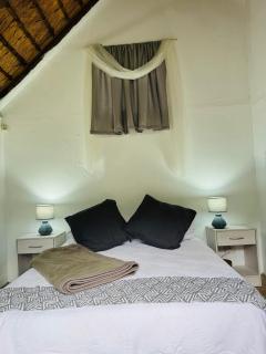 Treehouse River Lodge - Elangeni - 4