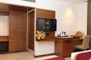 Icon Grand Hotel By Bhagini - Bangalore - 6