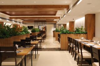 Icon Grand Hotel By Bhagini - 8