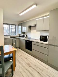 Rotherham Wickersley Village 2 Bedroom Apartment - - 9