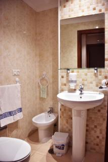 HOTEL LORENZO - 4