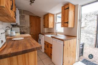 Dolphin Cottage Chesil Beach - 1