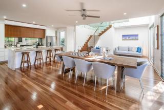 Headlands Hideaway - Pet Friendly Home at Moffs - 0