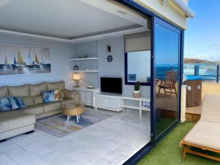 La Mar Loft Apartment with Hot Tub - 4