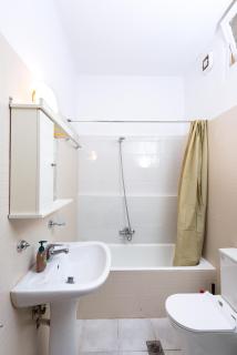 Beautiful Neo-Classic apartment in Exarchia (1Bed) - 4