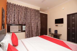 Hotel O Greenview Inn Near Munshi Pulia Metro Station - Vibhuti Khand - 2