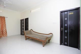 Hotel O Greenview Inn Near Munshi Pulia Metro Station - Vibhuti Khand - 5