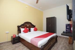 Hotel O Greenview Inn Near Munshi Pulia Metro Station - Vibhuti Khand - 3