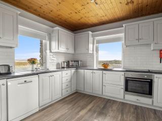 Lake House Mannin, Ballyconneely - 7