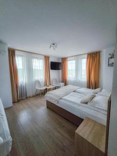 Family Hotel "Slavianska dusha" - FREE PARKING - 7