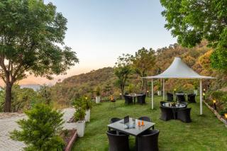 Alaya Stays Live Life 2BHK Apartment in Kasauli - Kasauli - 8
