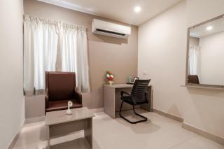 Hotel Seasons Inn - 7