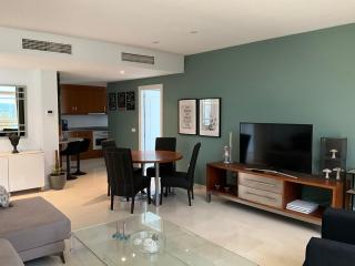 First Line Sea Apartment By Oliva - 1