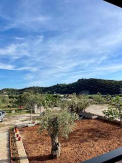 Ambelas Guest Rooms 2 - 5