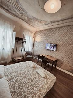 Amazing Florence Guest Room - 4
