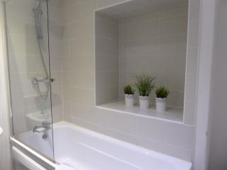 Mia's Place Three Apartments in One - 6