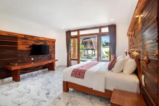 Golden Lotus Shared Bedrooms Villa - Canggu - 0