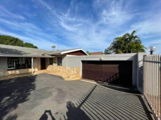 Privacy and comfort - Durban - 6