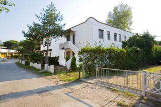 Relax in our flat with garden by the beach - Rosolina Mare - 0