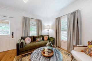 Blush & Bashful - Georgetown - 5
