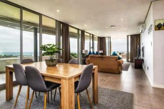 Amazing sea views! * 3 bed * corner apt at Sibaya - Durban - 9