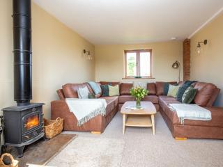 Siskin Barn - 7