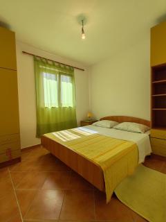 Apartments & Rooms Verse - 1
