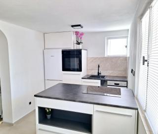 Apartman Ena by the Sea - Prižba - 7