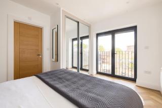 Charles Hope Staines Riverside - 8