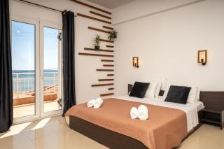 C'est La Vie Rooms and Suites - Laganas - 9