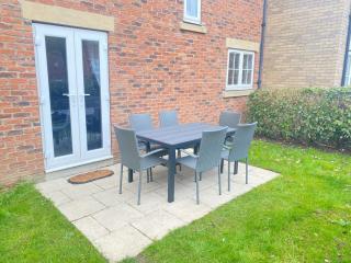 Arthurs Retreat - Part of the The Bay Filey Holiday Village with pool, gym and direct beach access, pub, restaurant, tennis and meadows walks - 3