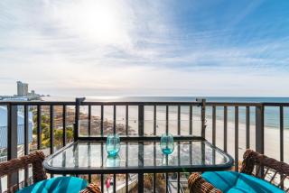 Sunbird 0703E 'Beachhead Paradise' - 1