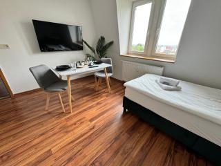 #3 RebelRents - 6P Apartment, Modern, stylisch und zentral! - Zeitz - 1