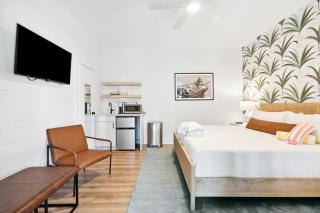 Folliday Inn - The Cobra - Room 32 - Folly Beach - 9