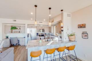 Chelan Resort Suites: Comfort by the Lake #201 - Chelan - 3